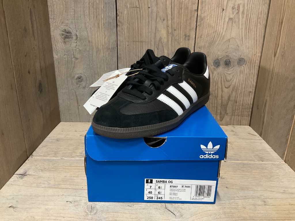 Adidas samba cheap size 3