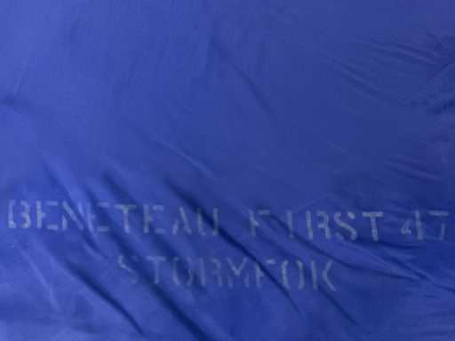 Haghoren navigue sur le Beneteau First 47.7 storm JIB