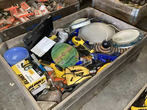 Various equipment in wooden case