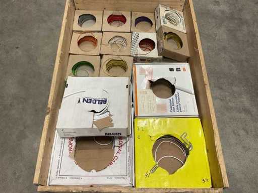 Partij installatie- en signaaldraad, 14 dozen