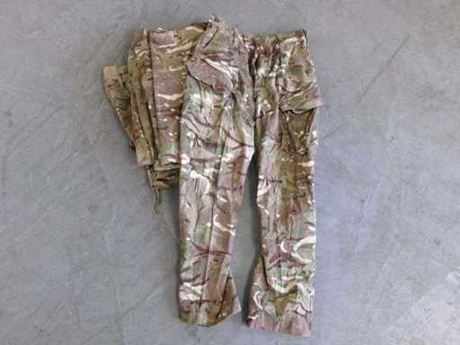 British Field Shorts MTP, Zipper Defective (R18) (40x)