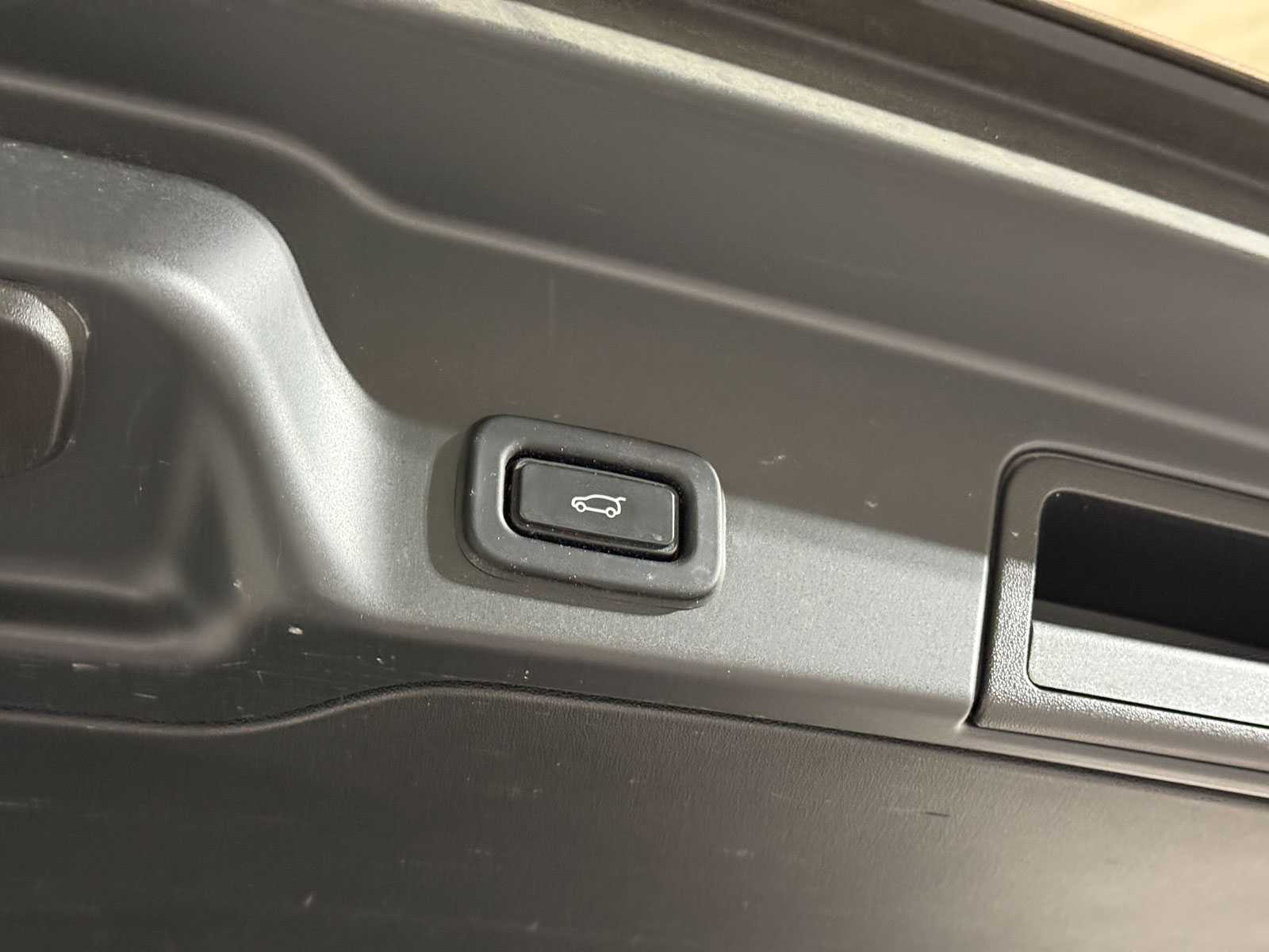 Land Rover Range Rover Evoque 2.0 D150 AWD HSE R-Dynamic 150hp 2020 (Original-NL), H-933-PP