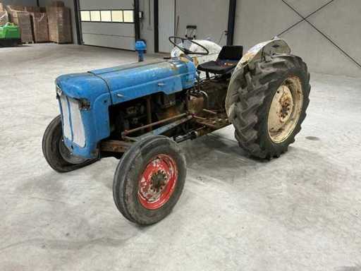 Ford Brutus Oldtimer Traktor