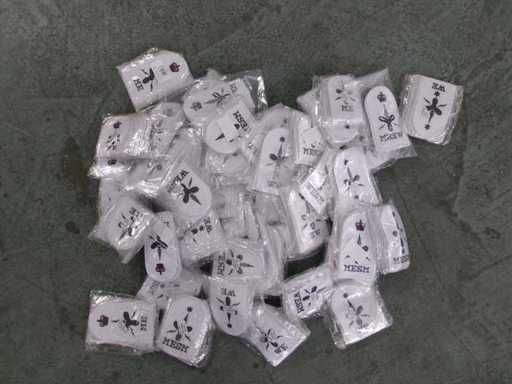 Mélange de badges en tissu de la Royal Navy britannique, comme neuf (R14) (500x)