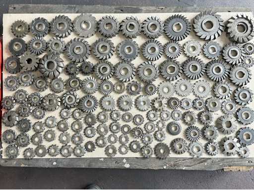   Lots of disc cutters