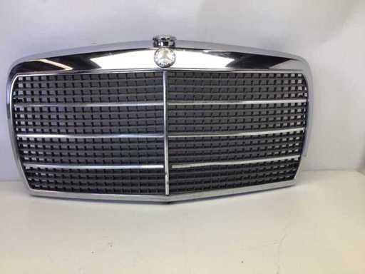 Mercedes Grill