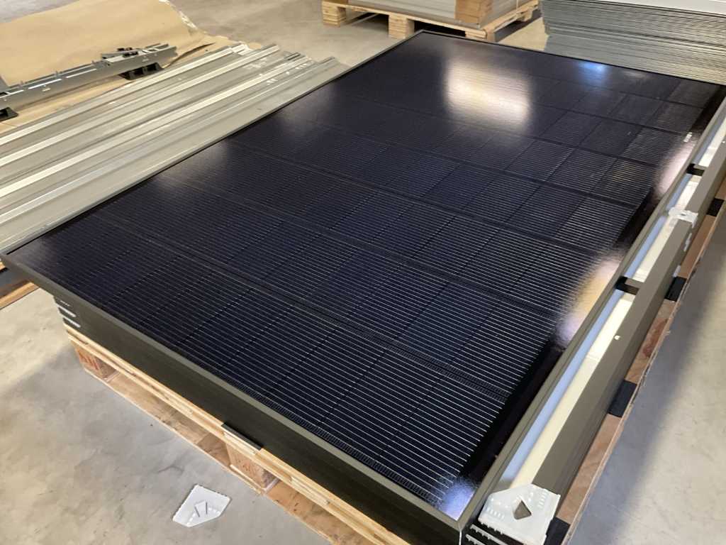 2022 REC 420/AA Pure-R Solarpanel (7x)