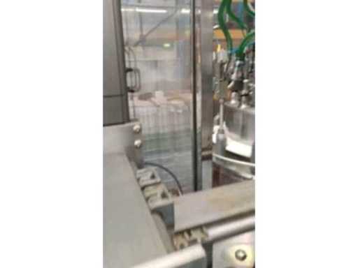 065efcdd-e38d-4dab-b591-af9a40f971b1.mp4