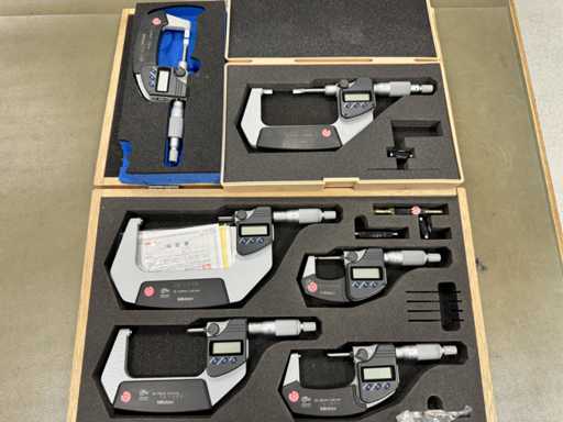 MITUTOYO 6 Micromètres numériques