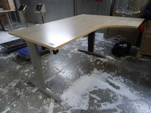 Desk (4x)