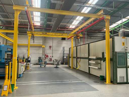 STANDAERT Construction pont roulant 500 kg.