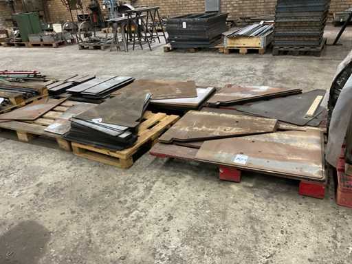 Pojemnik z ziemią półwykończoną