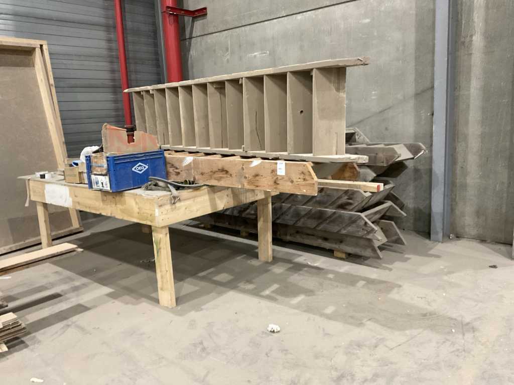 Escaliers de chantier en bois (11x)