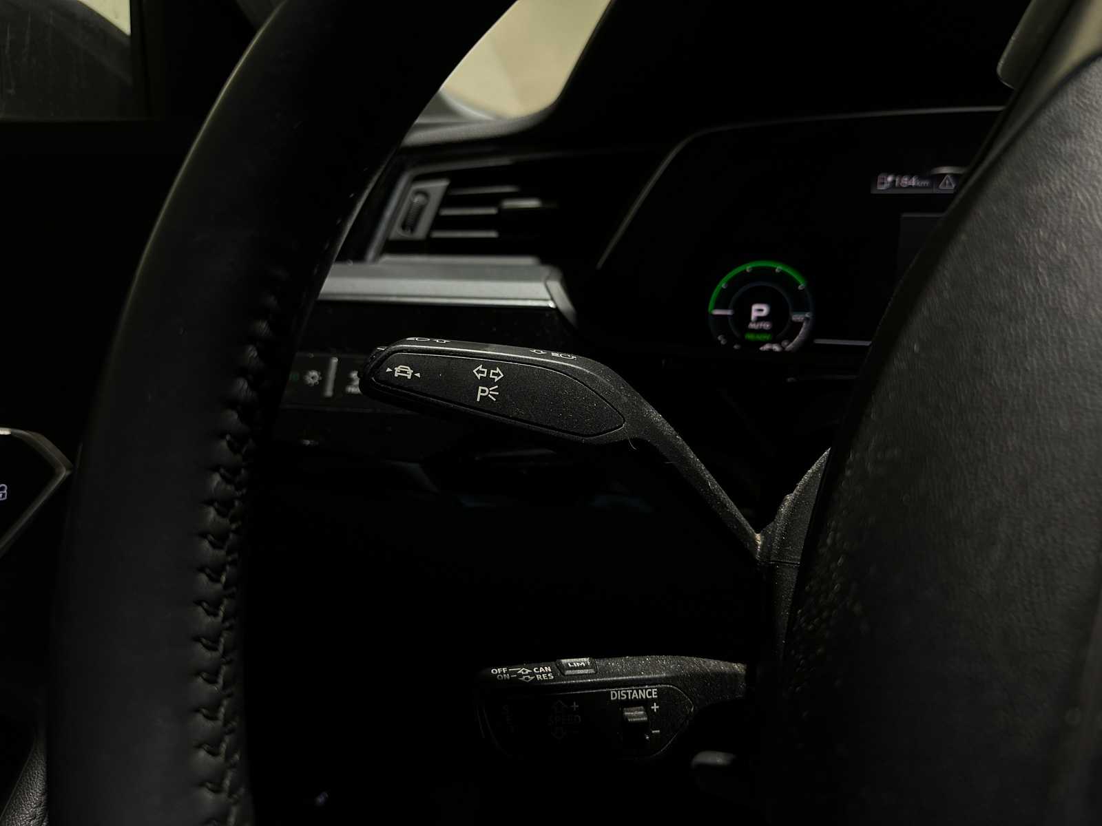 Audi e-tron 50 Quattro Launch Edition Plus 71 kWh 313pk 2020 (Origineel-NL + 1e Eigenaar), H-770-SH