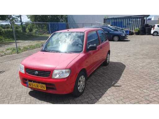 Daihatsu Cuore 1.0 12V DVVT STi automat, 45-LR-VN