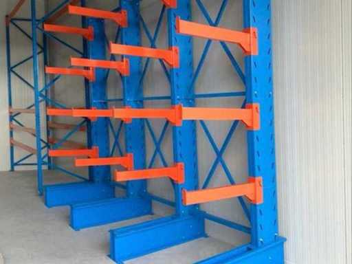 Enkelzijdige draagarmstelling 4 staanders 16 draagarmen