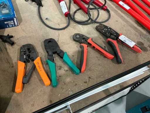 Zaciskanie i zaciskanie szczypiec (4x)