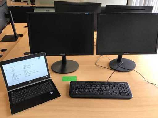 Workplace 2 monitors and laptop