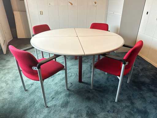 Kantinetafel met 4 stoelen