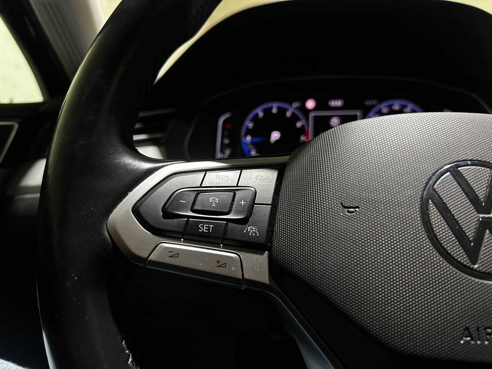 Volkswagen Passat Variant 1.5 TSI Business 150pk 2020 (Origineel-NL+1e eignaar), J-046-XK