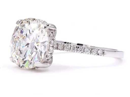 Anello in oro bianco 14 kt con diamante 5,29 ct