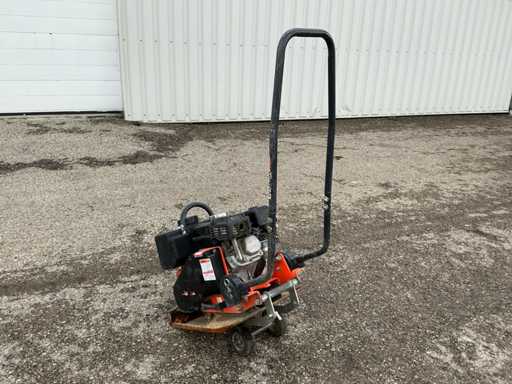 2011 Bomag BVP 18/45 Trilplaat