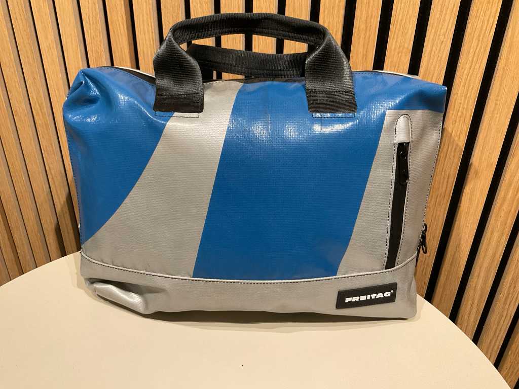 Freitag F301 moss Laptoptas Troostwijk Auctions