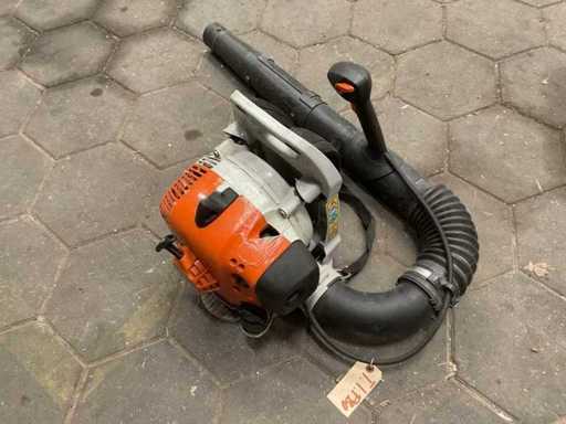 Dmuchawa do liści Stihl BR200 z 2013 roku