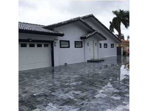 Natural stone tiles and washbasins