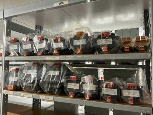 Loturi de diverse transformatoare transformatoare (15x)