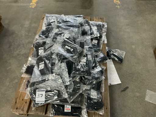 Batch of various cable ties