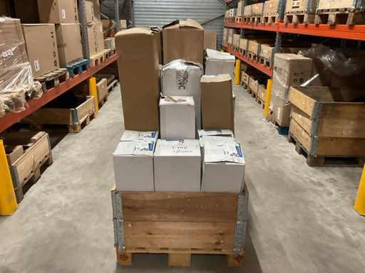 Batch of acoustic ventilation hoses and dampers, 14 packs