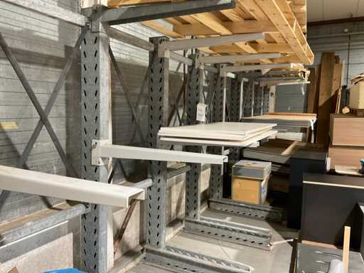 Rayonnage cantilever
