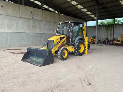 2017 New Holland B80B Baggerlader