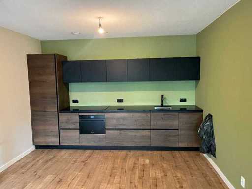 Keuken met apparatuur