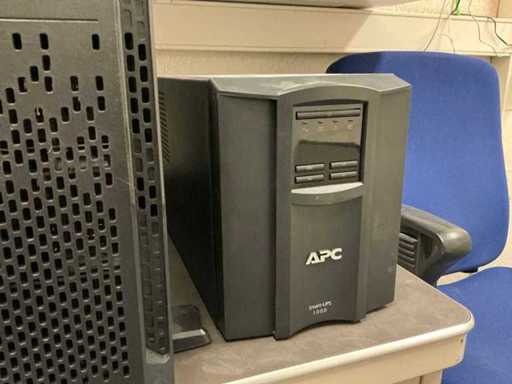 APC Smart UPS 1200