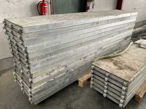 Scaffolding platforms (15x)