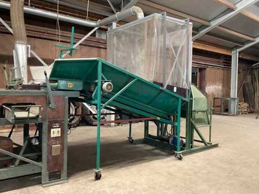 AWB Doseerbunker elevator