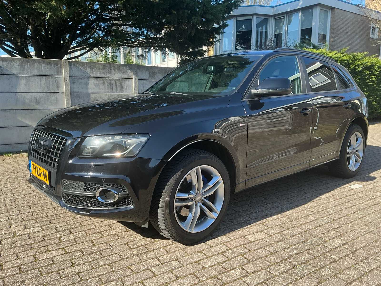 2010 Audi Q5 3.2 FSI q. Pro Line Passenger Car