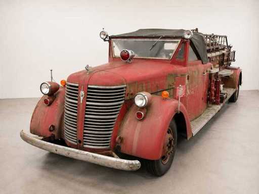 1946 American LaFrance Ladder Truck | Vintage Fire Engine