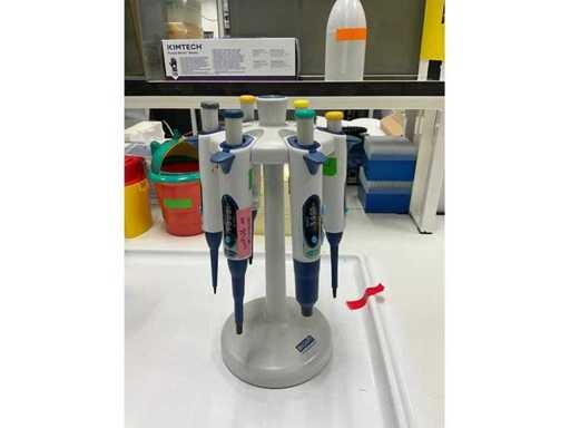 BIOHIT Pipette Set with Rack