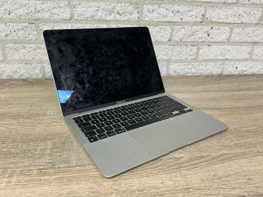 Apple - Macbook Air (M1, 2020)