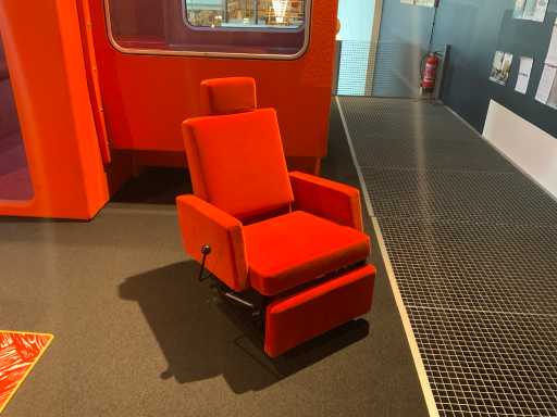 Lensvelt Lazy Modernist « Atelier van Liesvelt » Fauteuil