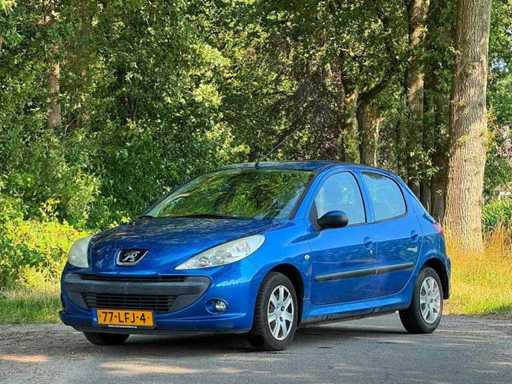 Peugeot - 2010 - 206+ - 1.4 XS - 77-LFJ-4