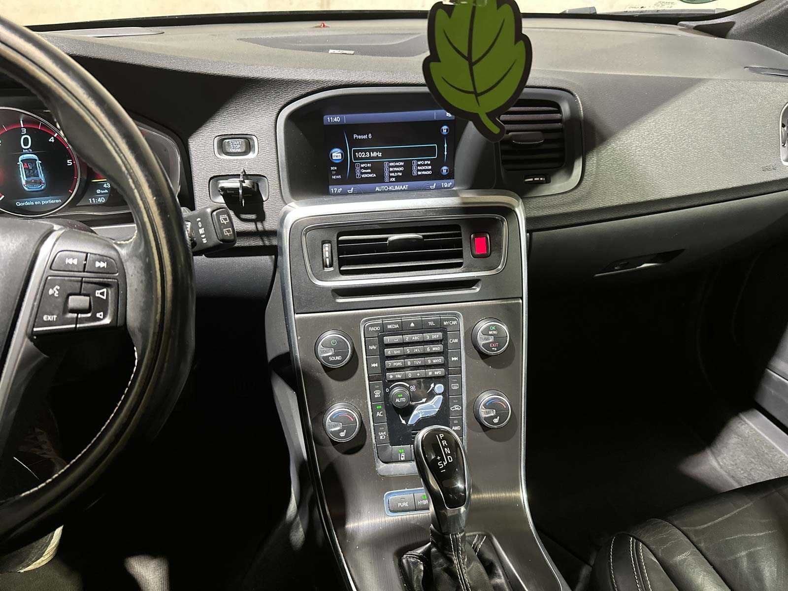 Volvo V60 2.4 D6 AWD Plug-In Hybrid Summum 285pk 2013 (Origineel-NL), 6-SFG-70