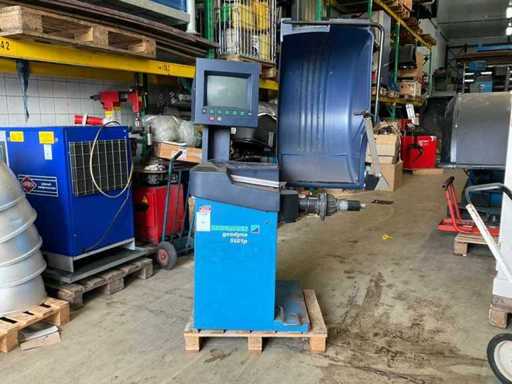 Hofmann Geodyna 5501P Reifenausgleichsgerät