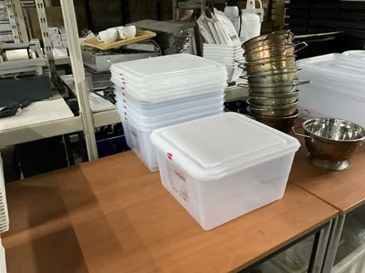 Denox 1/2 GN containers with lid (6x)