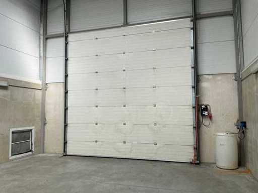 2006 L-DOOR ST6 Electric Operated Sectional Door