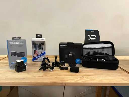 GoPro Hero 12 Nero + accessori