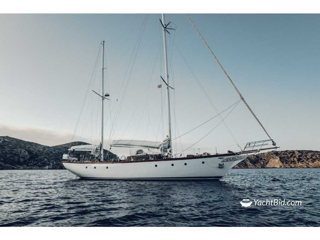 Alan Pape Sailing Yacht Avrea - Voilier